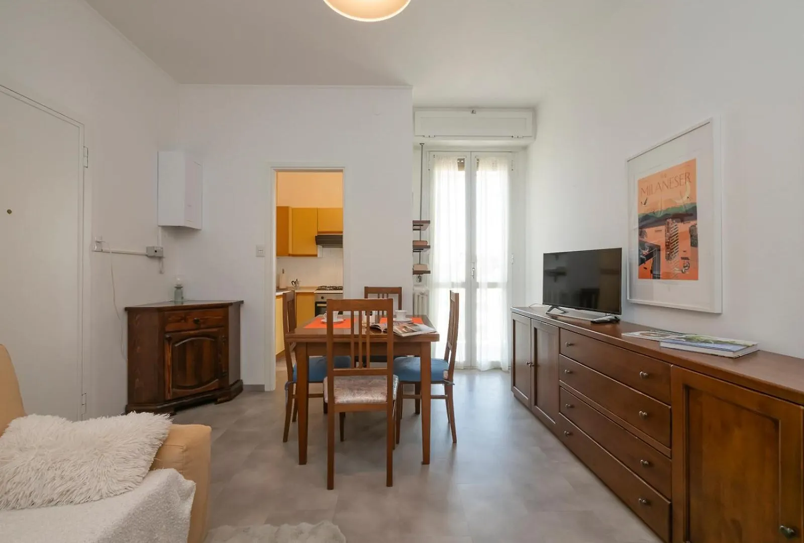 Xenia Apartments - Newly Renovated Apartment Milano